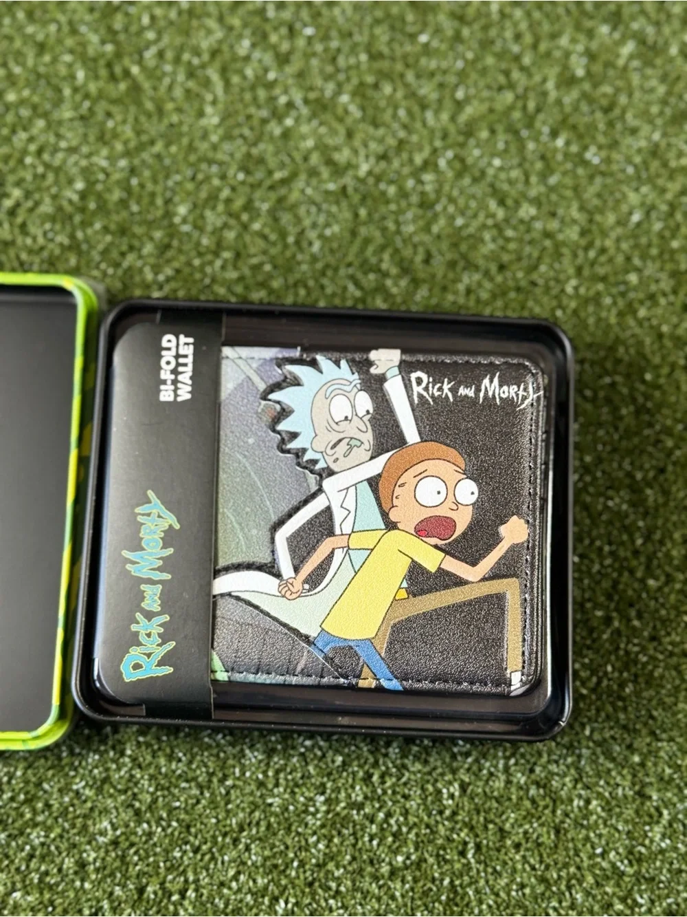 New Rick and Morty Green Portal Bi-Fold Wallet